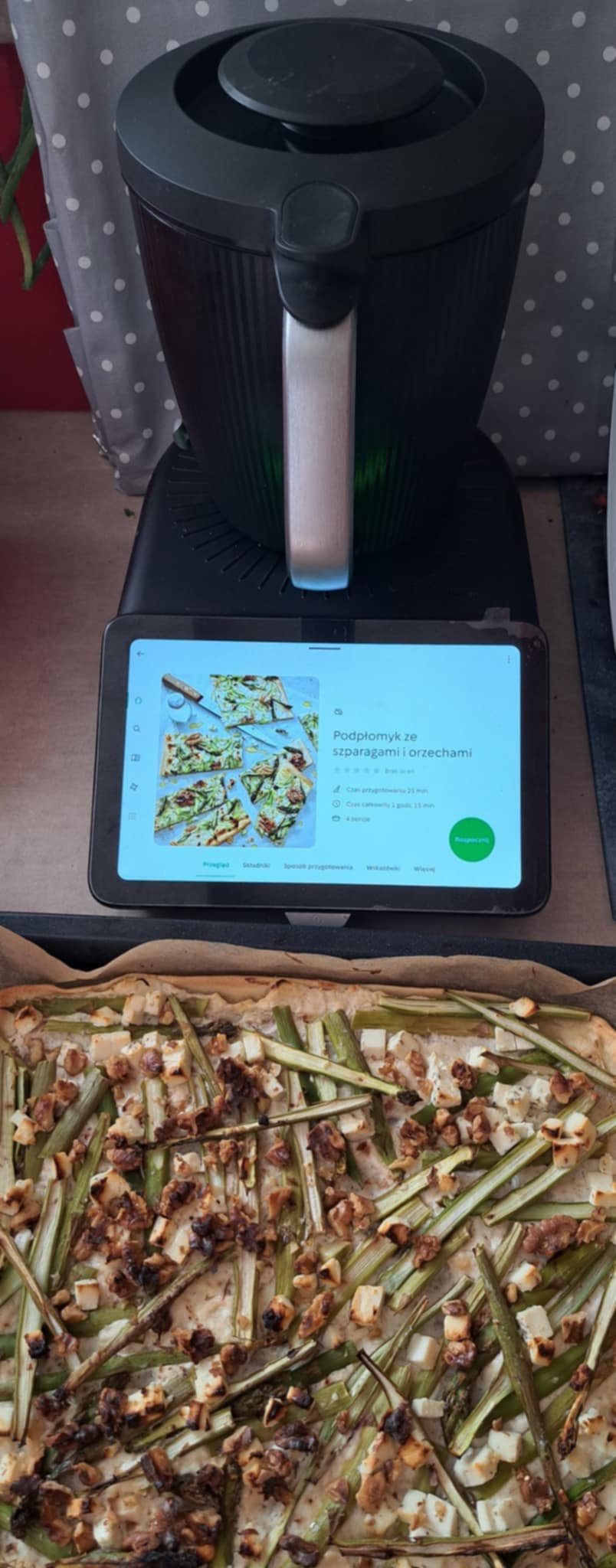 Podpłomyk ze szparagami Thermomix